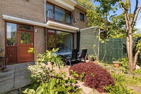 Medium property photo - Van Limburg Stirumplantsoen 14, 3317 GP Dordrecht